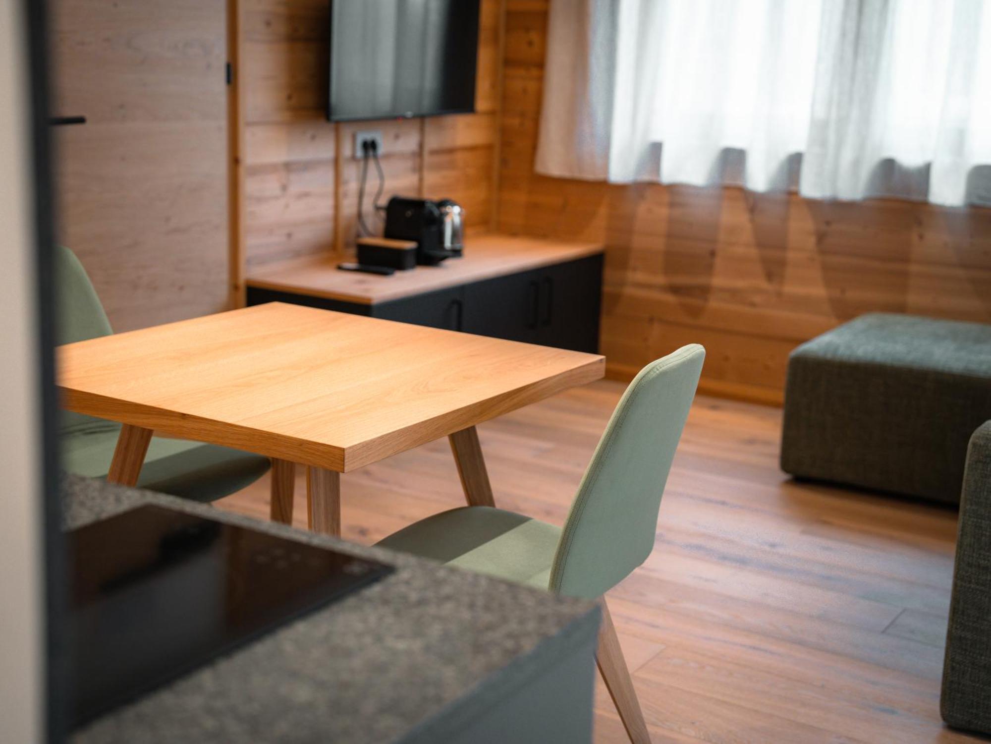 Vivi Suites & Spa - Boutique Guest House Molveno Exterior foto