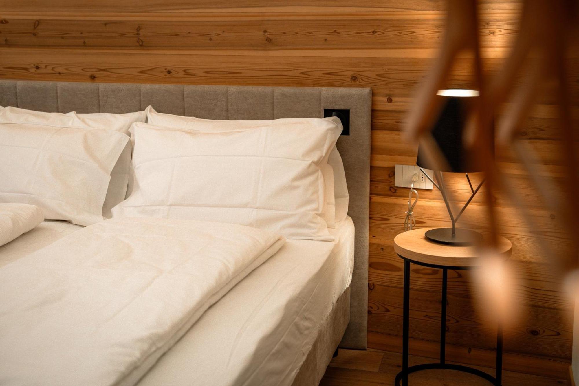 Vivi Suites & Spa - Boutique Guest House Molveno Exterior foto