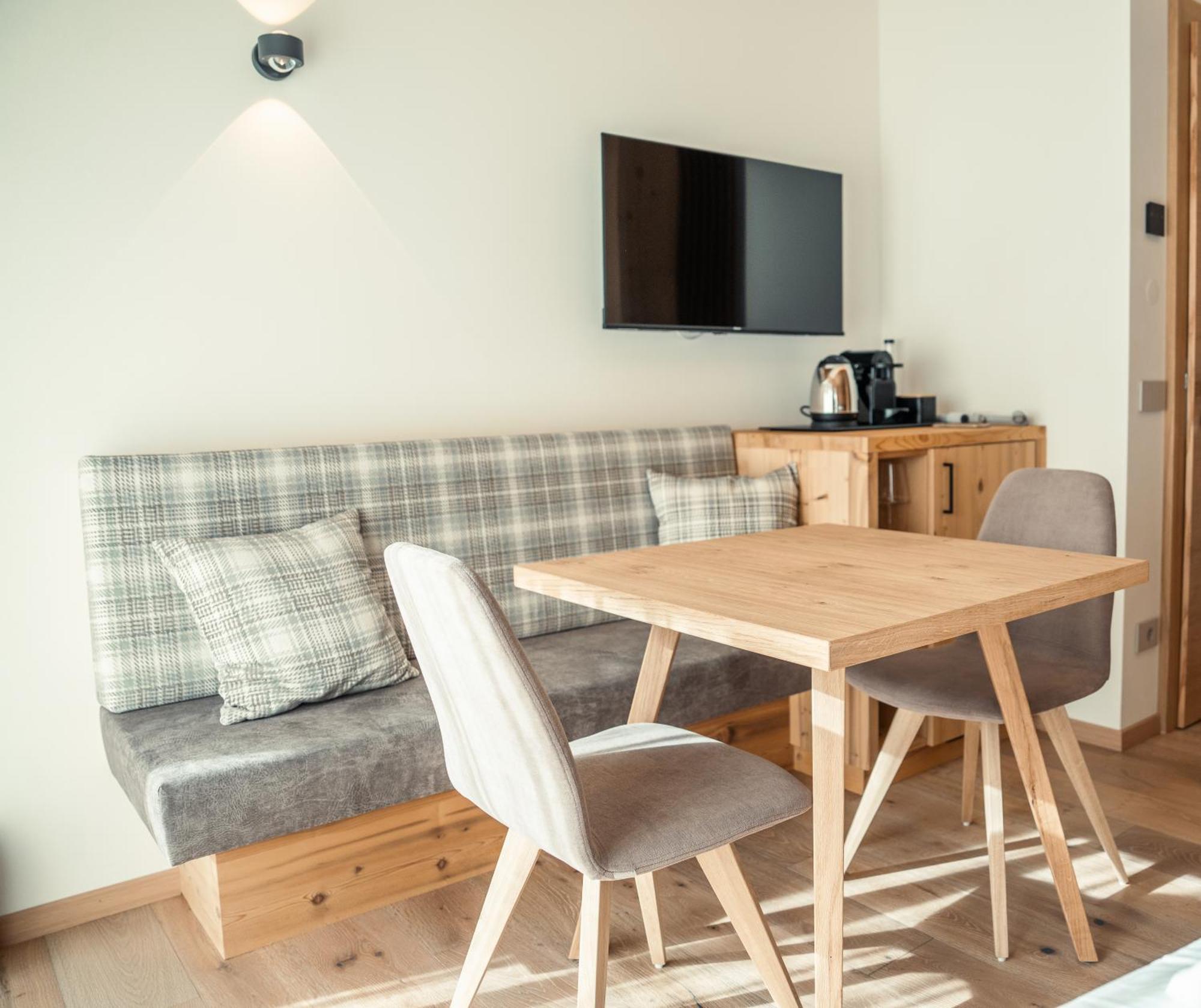 Vivi Suites & Spa - Boutique Guest House Molveno Exterior foto